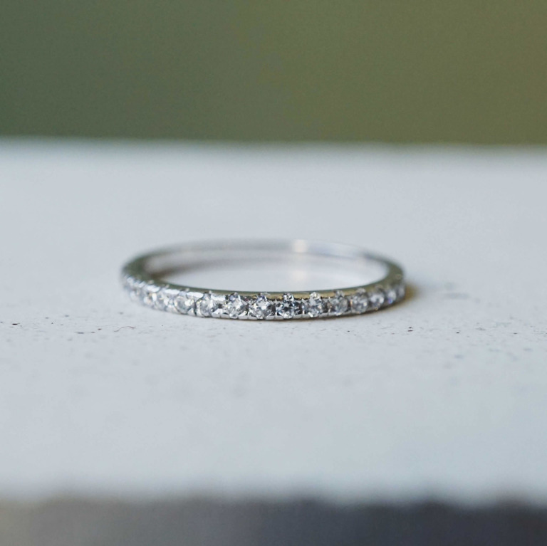 Alternative view of TWIST MATTE RING & BOLD PAVE ETERNITY RING