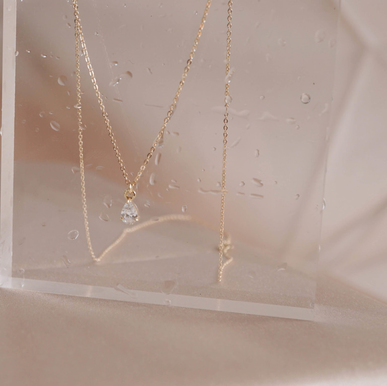 Alternative view of PEAR CUT NECKLACE