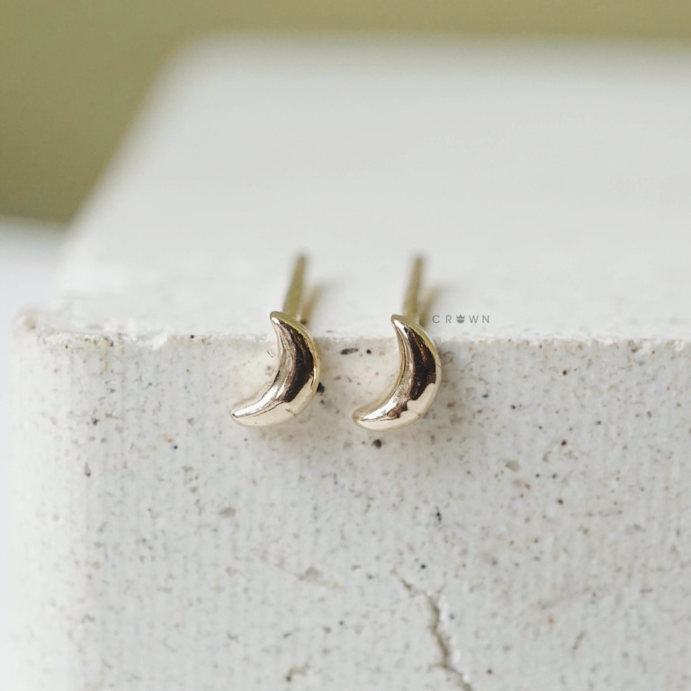 PUFF CRESCENT EARRINGS