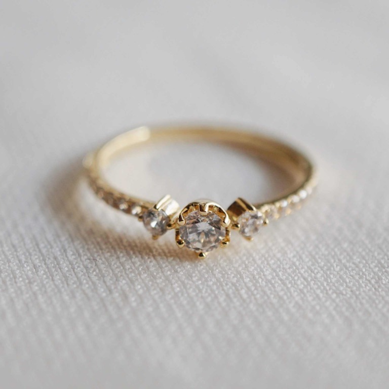 THREE STONE PAVE RING