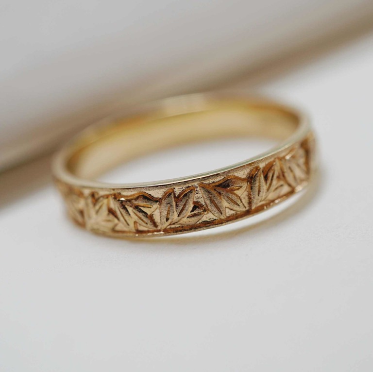 PATTERN AUTUMN LEAF BAND RING