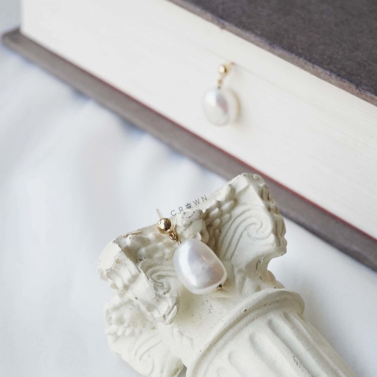 BAROQUE PEARL DROP EARRINGS