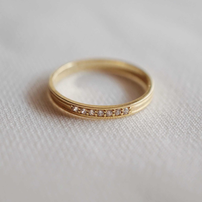 PAVE BORDER RING