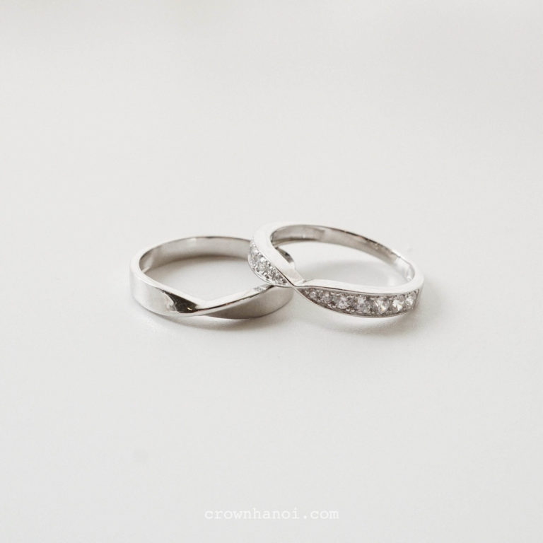 SILKY COUPLE RING