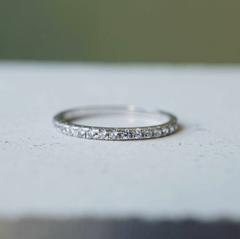 PAVE ETERNITY RING - HALF