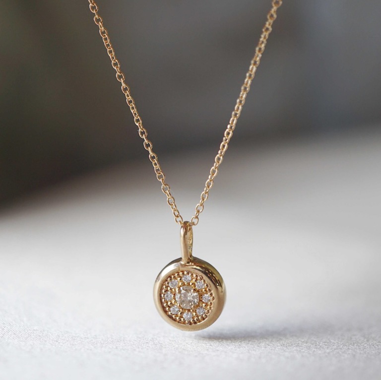 SOLAR NECKLACE