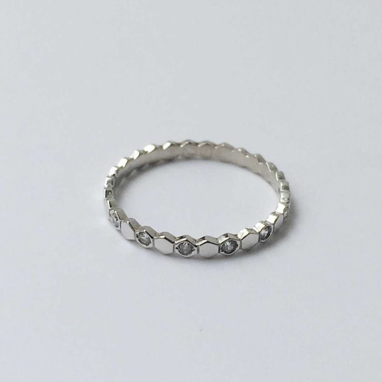 ETERNITY PAVE RING - HEXAGON
