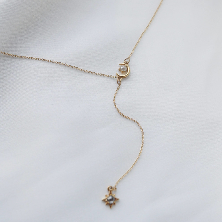 CRESCENT STARDUST RAW DIAMOND LARIAT NECKLACE