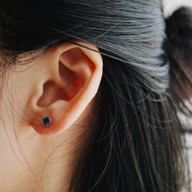 Alternative view of CLASSIC STONE EARRINGS