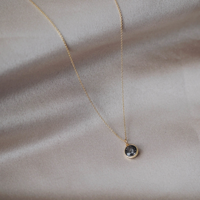 RUTILATED QUARTZ NECKLACE