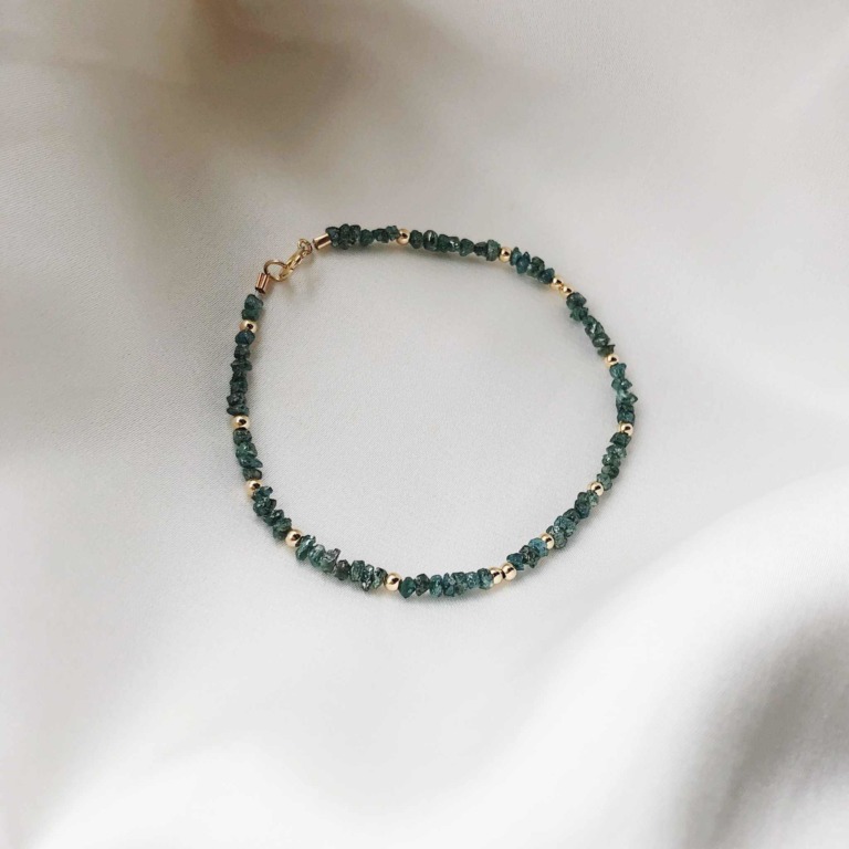 BEADED BRACELET - GREEN RAW DIAMOND