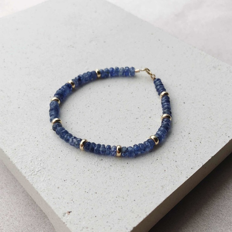 BEADED BRACELET - NATURAL BLUE SAPPHIRE