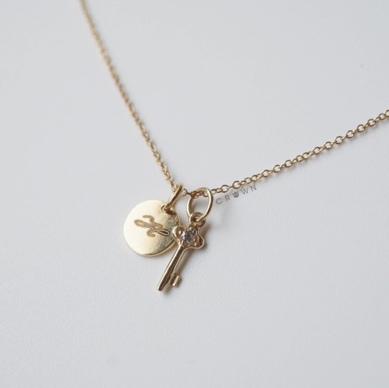 MINI KEY DISC NECKLACE