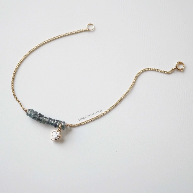 ALEXANDRITE HEART STONE CURB BRACELET