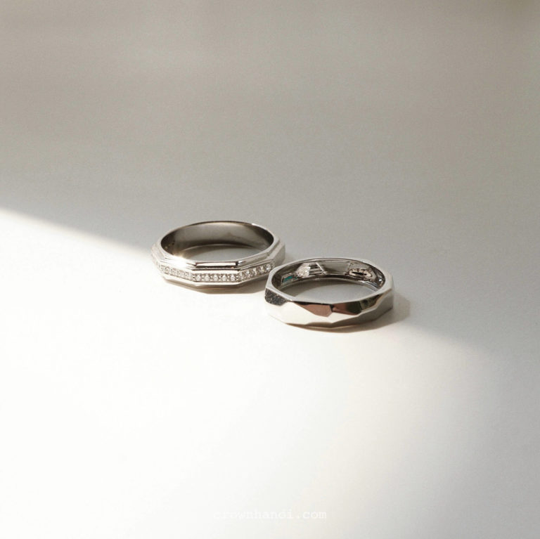 HOLLOW FACET RING 3.5MM & DECAGON PAVE RING