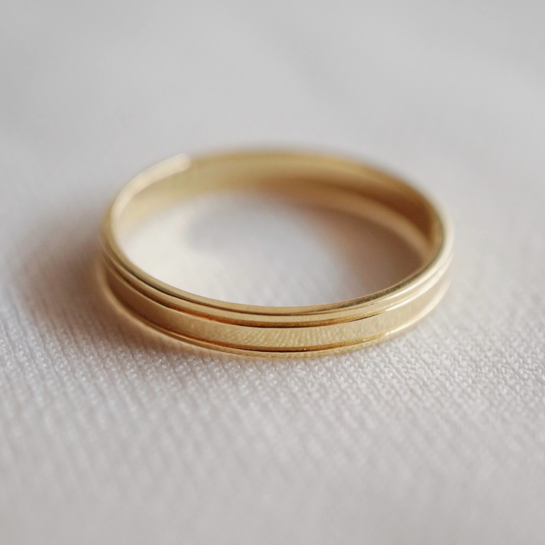 BORDER RING