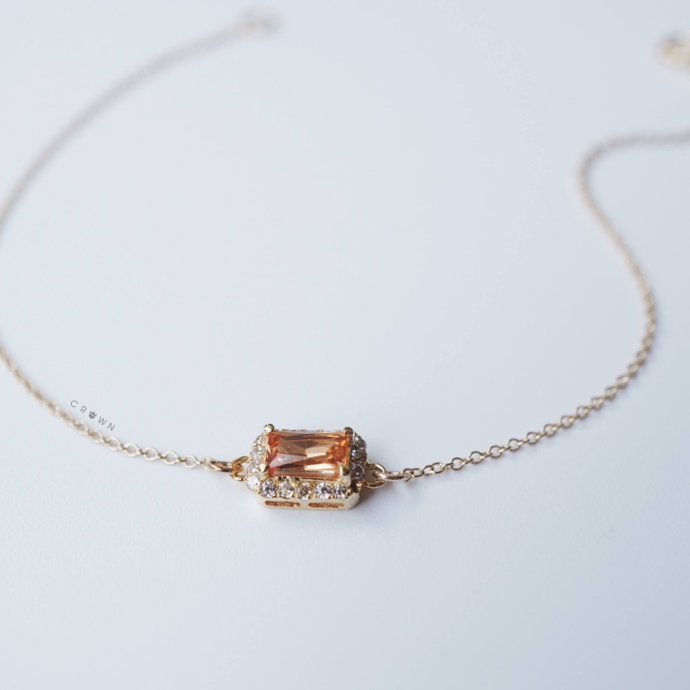 Alternative view of COLOR HALO RECTANGLE BRACELET