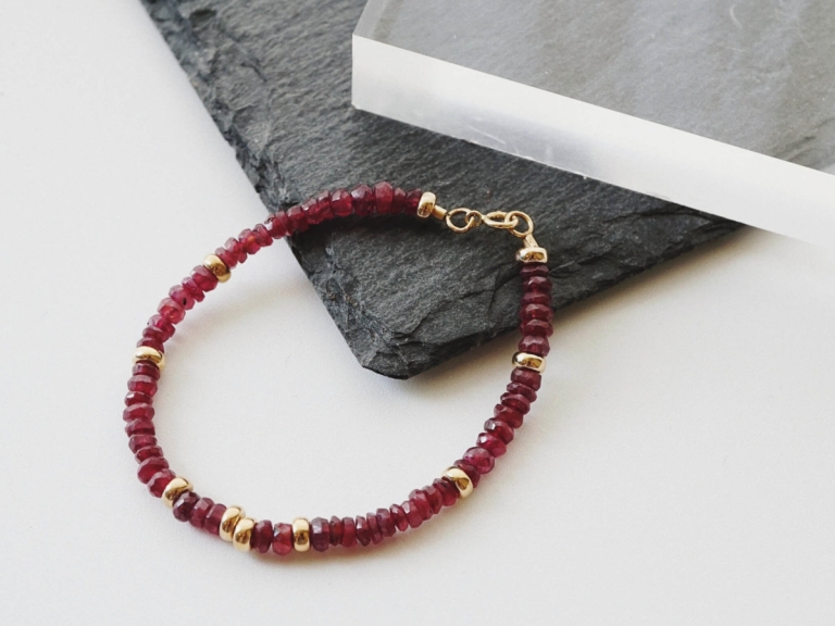 BEADED BRACELET - RUBY ROSIE