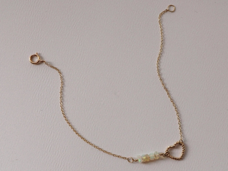 OPAL TWIST HEART BRACELET