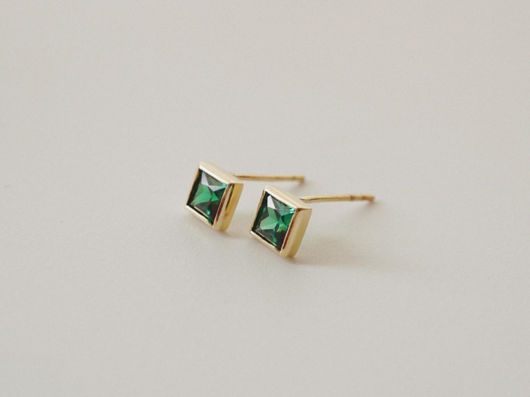 SQUARE STONE EARRINGS