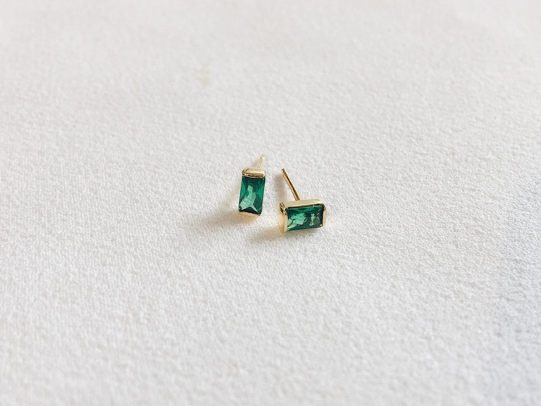 RECTANGLE STONE EARRINGS