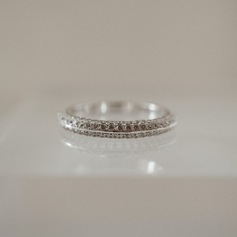 ETERNITY PAVE RING - UFO