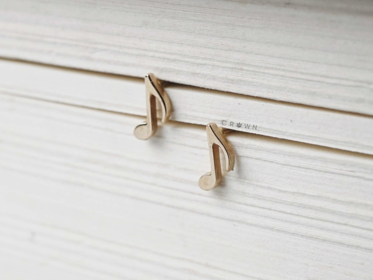 MUSIC NOTE EARRINGS