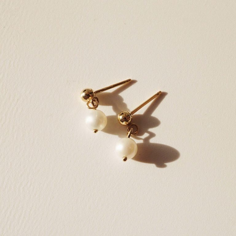 MINI PEARL DROP EARRINGS