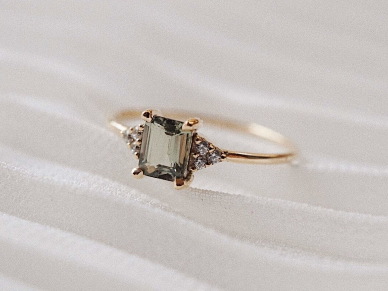 CLUSTER RECTANGLE SAPPHIRE RING