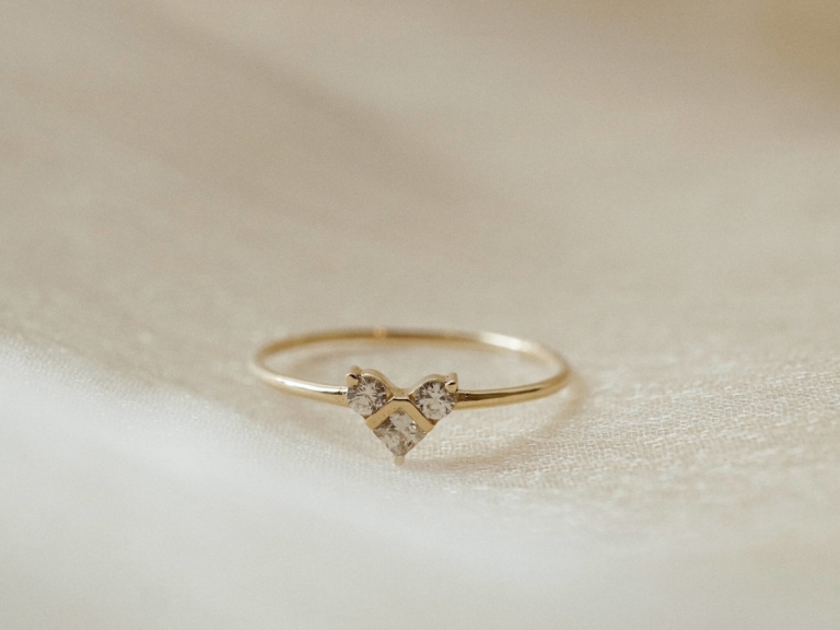 HEART PUZZLE SKINNY RING