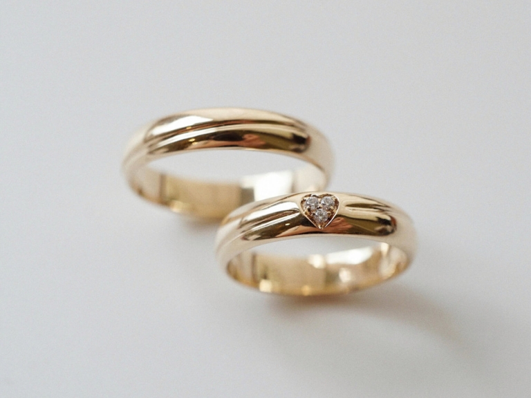 WAVE D-SHAPE BAND RING & HEART WAVE D-SHAPE BAND RING