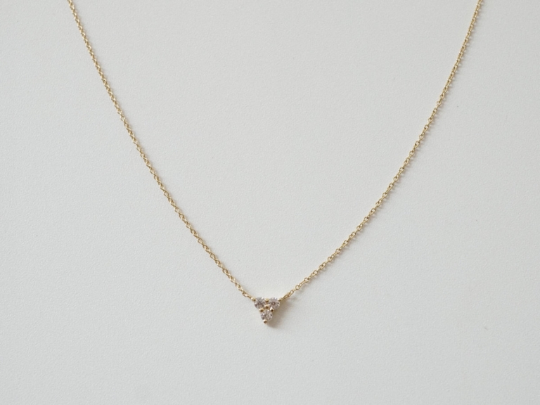 LILY FLOWER NECKLACE