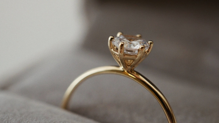 Alternative view of 6 PRONG SOLITAIRE RING