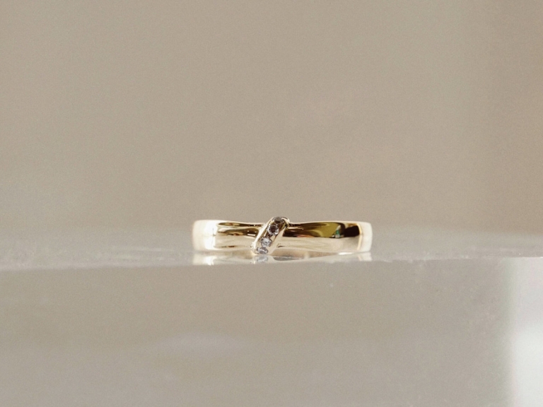 TIE THE KNOT PAVE RING