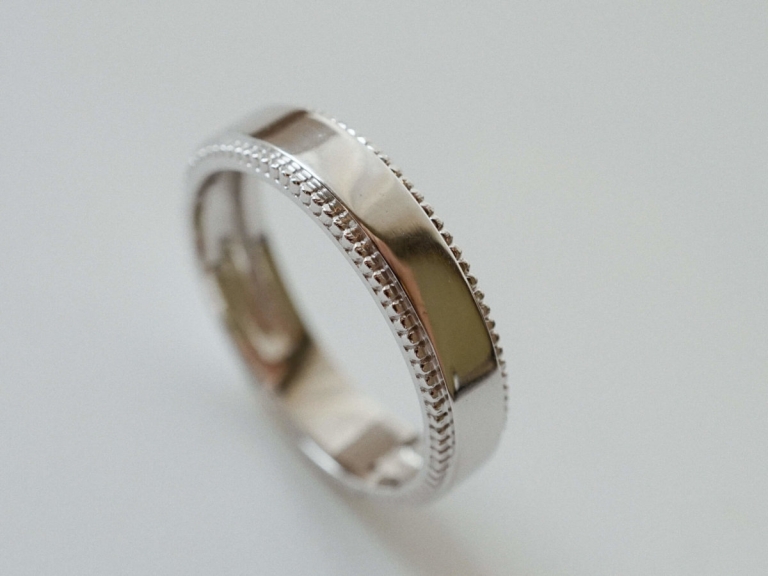 HOLLOW DOUBLE MILGRAIN RING - 4.5MM