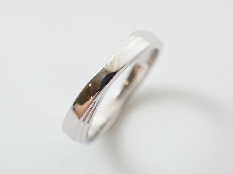 MILLE BAND RING