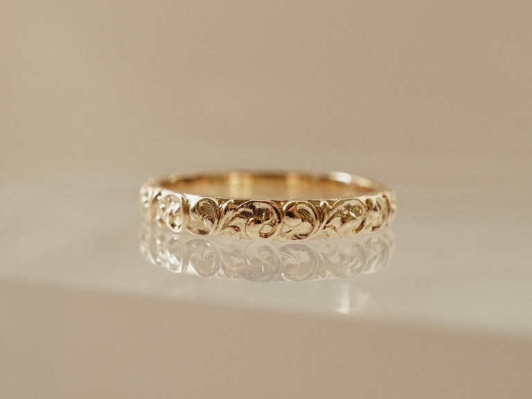 BOTANICAL BAND RING