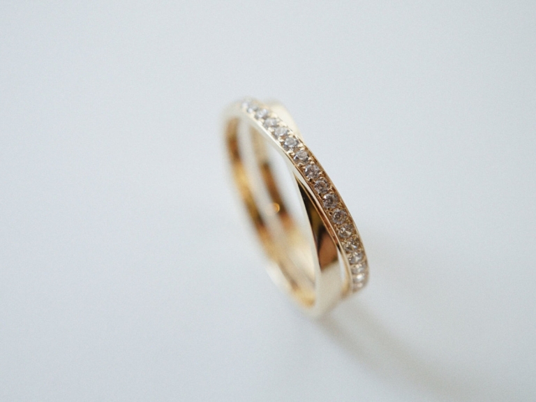PAVE ENDLESS LOVE RING