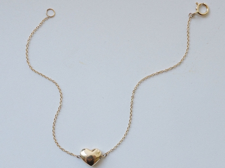 HOLLOW HEART BRACELET