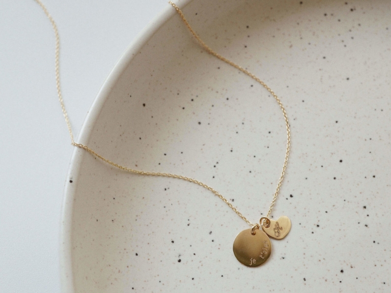 MINI HEART DISC NECKLACE