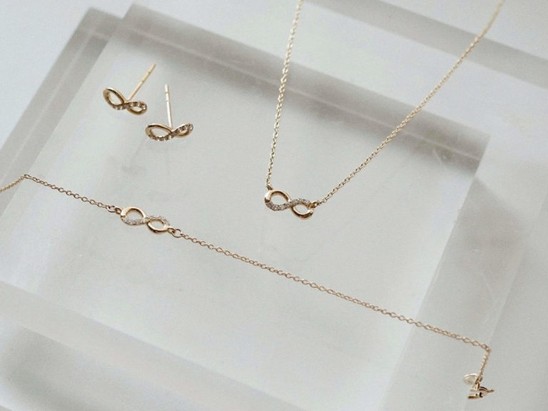 INFINITY PAVE