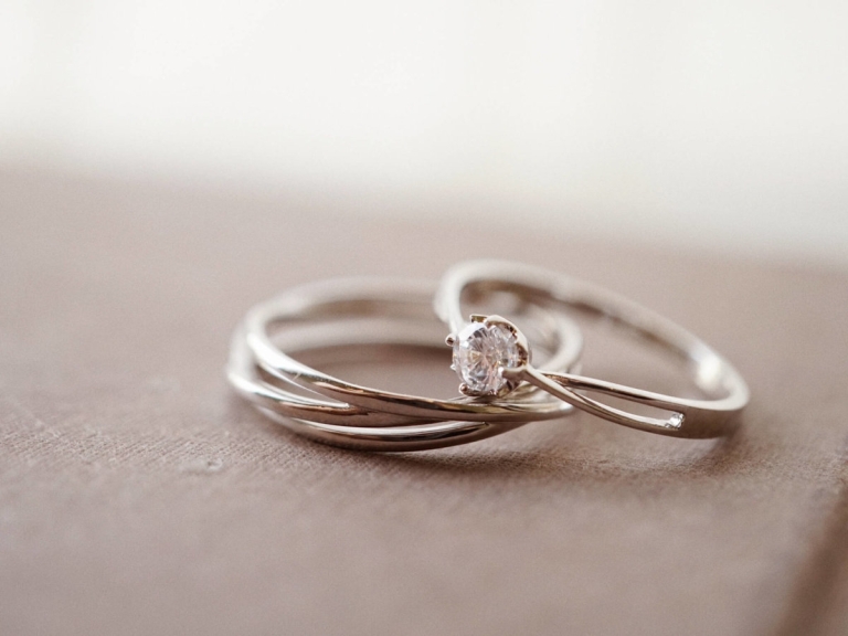 TRINITY RING & TWIST SOLITAIRE RING