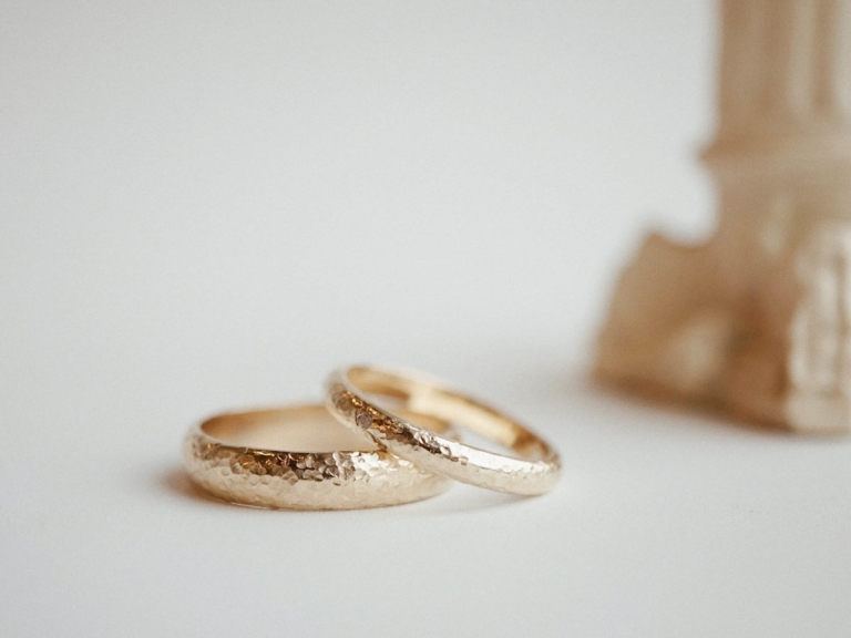 HAMMER D-SHAPE BAND RING- 2.5MM & 4MM