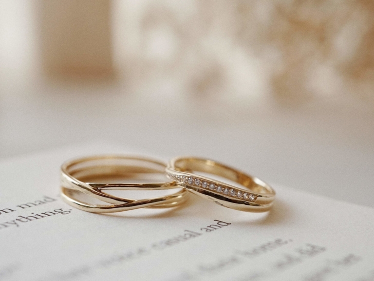 CROSSWISE PAVE RING & TRINITY RING