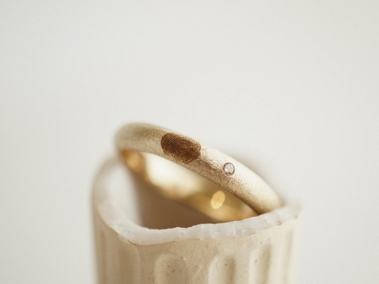 FINGER PRINT RING