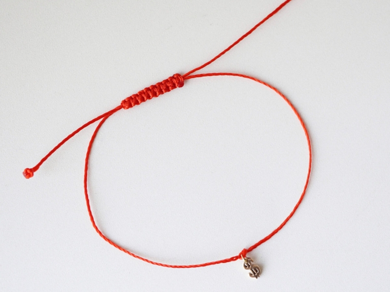 DOLLAR SIGN LUCKY STRING