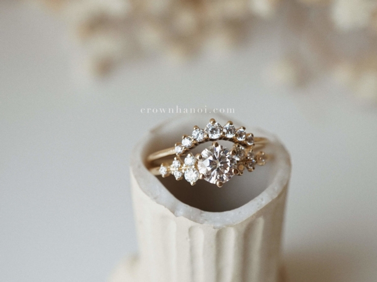 6 PRONG SOLITAIRE ALTERNATING RING & ARCH SKINNY RING