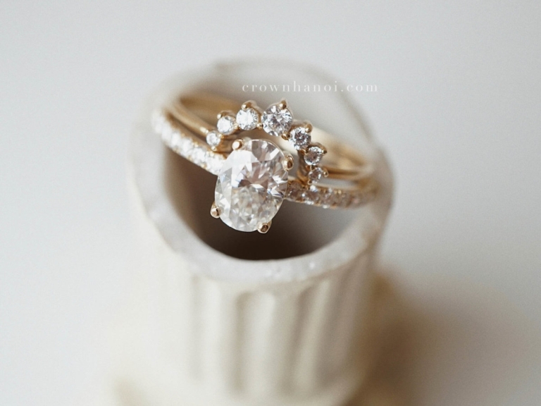 OVAL SOLITAIRE BOLD PAVE RING & HIGH ARCH SKINNY RING