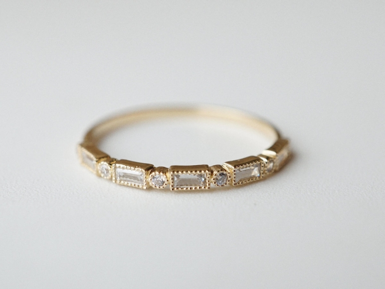 RECTANGLE ALTERNATING RING