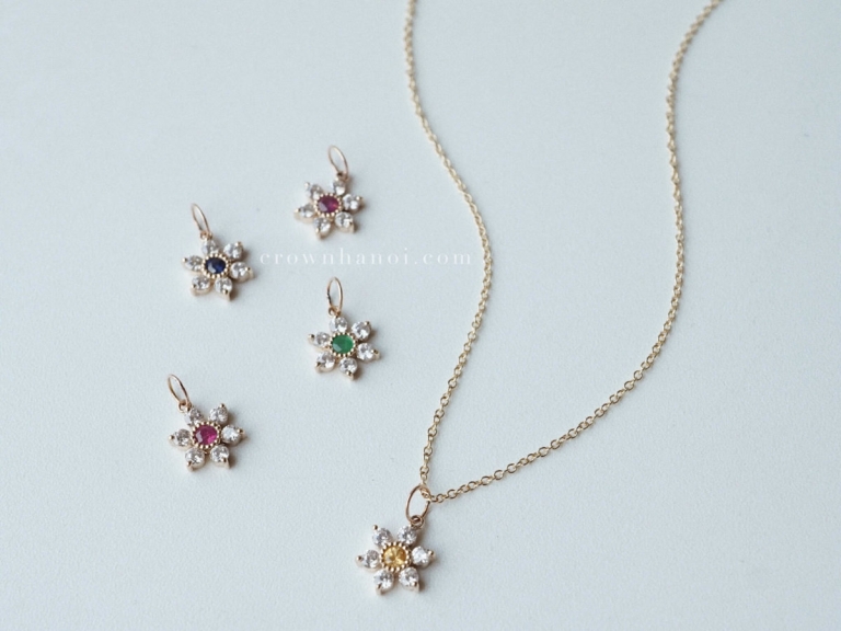 DAFFODIL NECKLACE